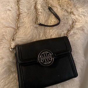Pre used Crossbody Tory Burch